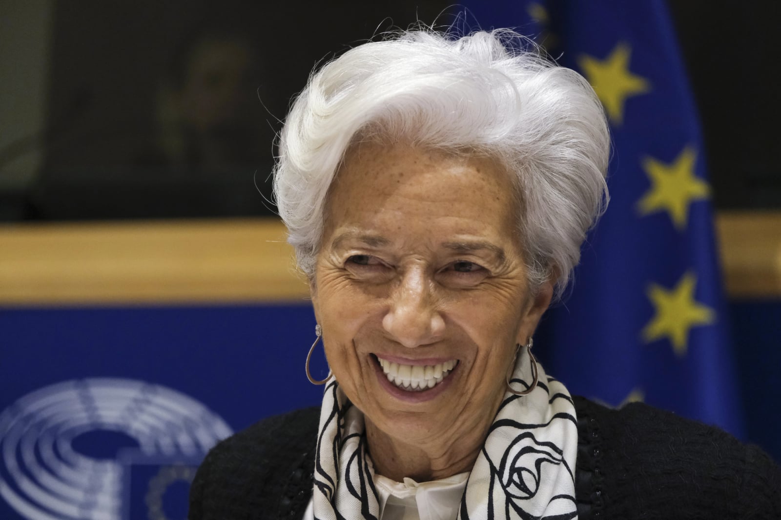 ECB President Christine Lagarde Slams US Stablecoin Strategy, Vows ‘Fortress Europe’ for Euro – U.Today
